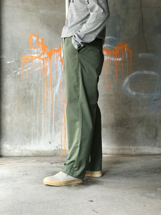 e.sen esenss20p01 / THOMAS / MILITARY GREEN