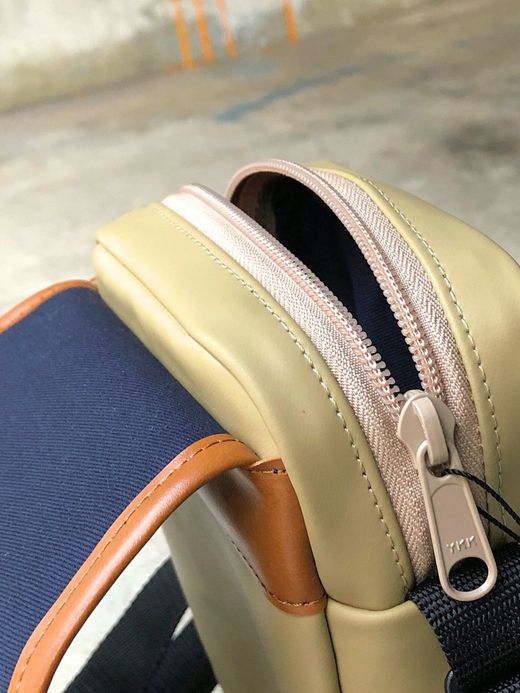 THE UNION TCB0004 / THE SHOULDER POUCH / BEIGE
