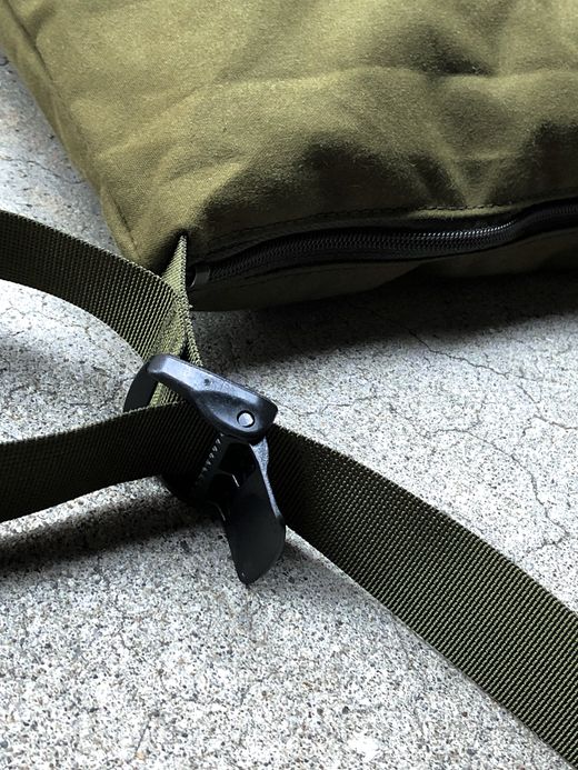 NECESSARY or UNNECESSARY 90020741 / NOUN POST 'COTTON ARMY' / OLIVE