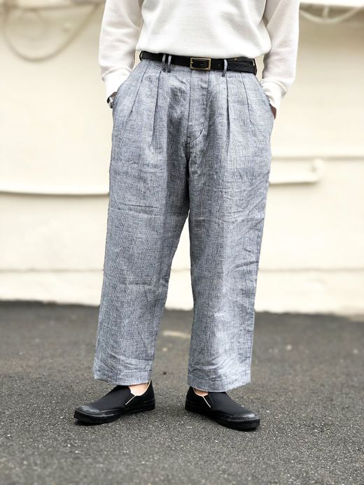 ANACHRONORM AN019 / CHECK ANKLE TUCK WIDE TROUSERS / WHITE