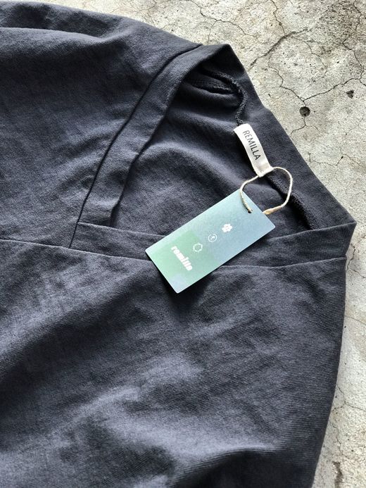 remilla R201206 / クロープVネック / CHA.BLU