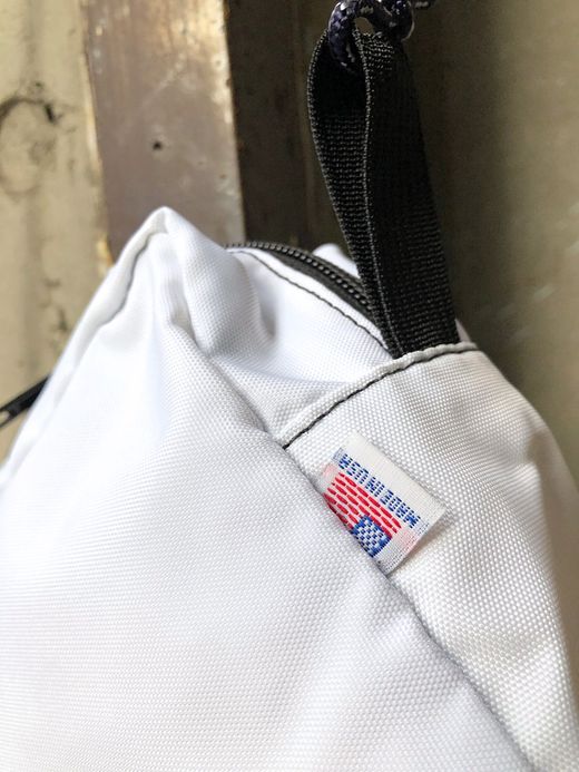  KCB045 / ONE B POUCH / WHITE