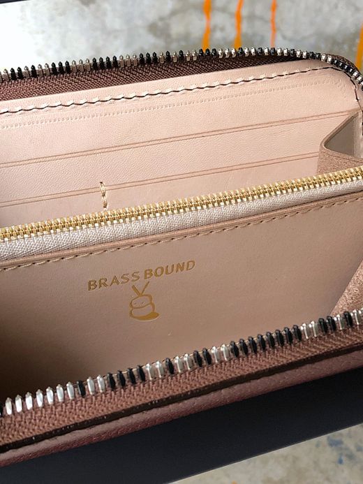 VOO VOO-A-200 / LEATHER WALLET by BRASSBOUND / BURGUNDY