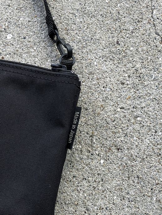 NECESSARY or UNNECESSARY 70020820 / COLOR TRIO 'L' / BLACK