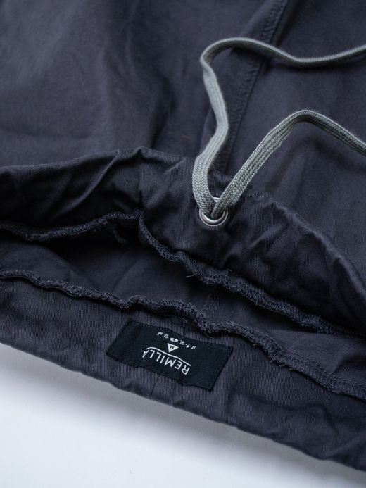 remilla R211222 / コードイージー / DK.GRY