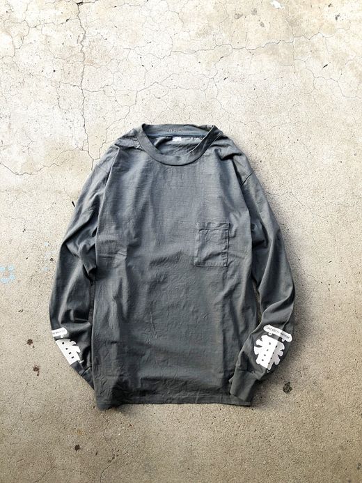  JM19SS1S03 / THE 1ST SHOP × JM LONG SLEEVE POCKET TEE / GREY