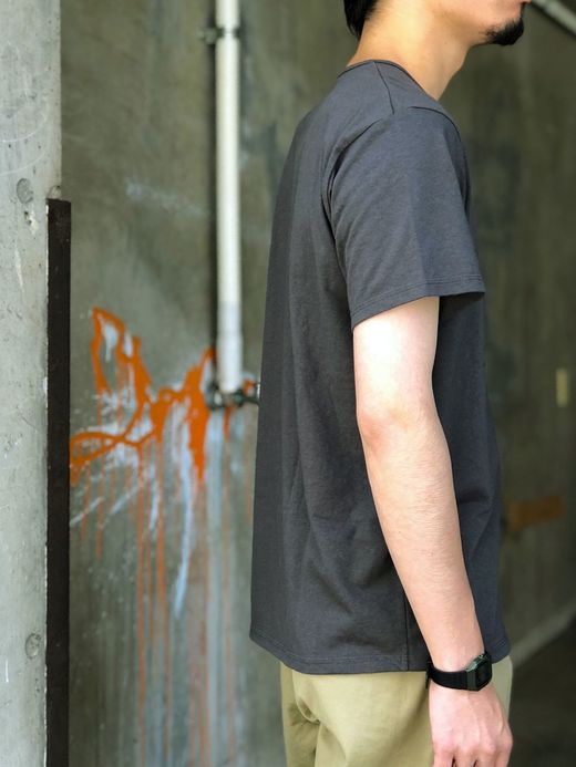 remilla マーブル V-neck Tee / sumikuro