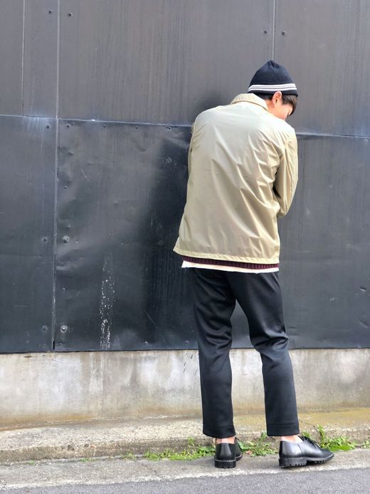 NECESSARY or UNNECESSARY Rip Coach / beige