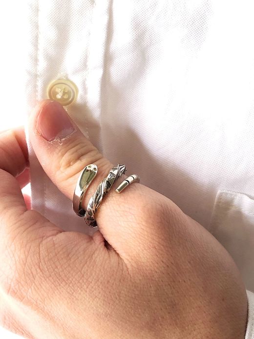 TSUNAIHAIYA SNAKE RING