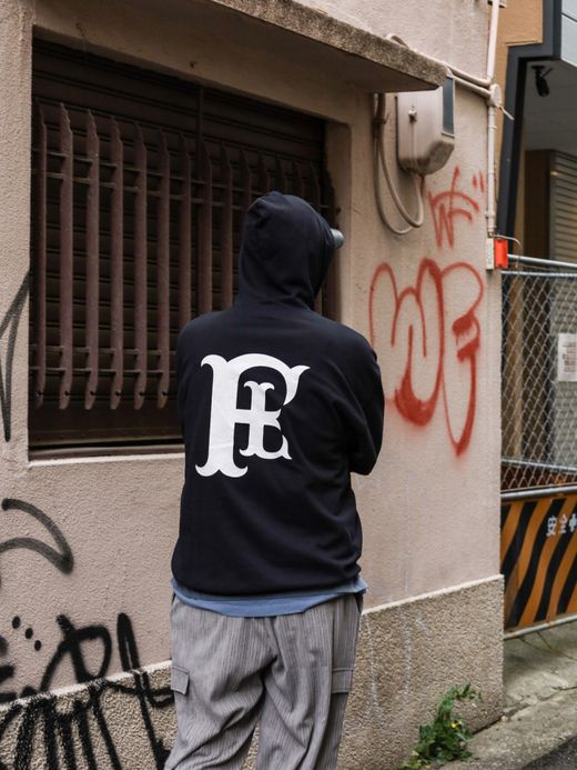 fulton "fulton × JHANKSON" TEAM ZIP HOODIE / Black
