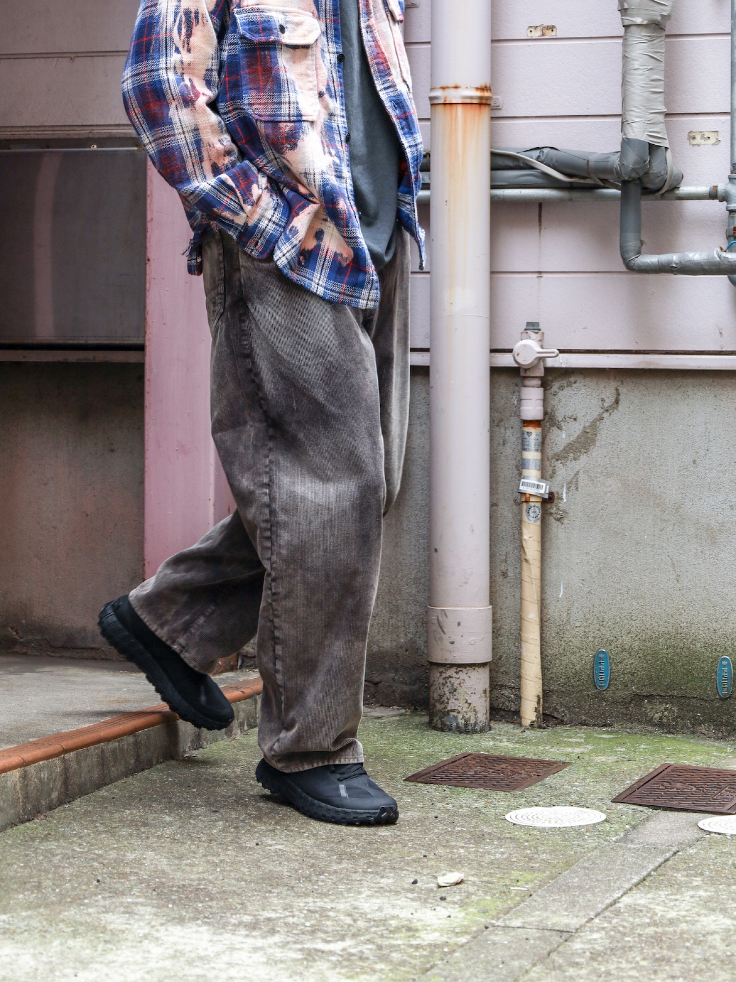 ANACHRONORM SULFUR DYED CORDUROY 5P WIDE PANTS / Sulfur