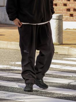 FLEECE WIDE TAPERED EASY PANTS / Black