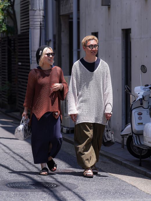 AMBERGLEAM MESH KNIT COTTON V NECK / 4colors