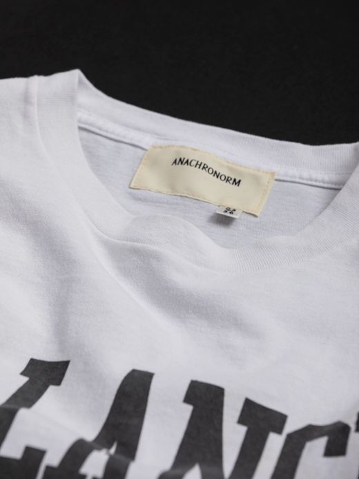 ANACHRONORM COLLEGE PRINT S/S T-S / White