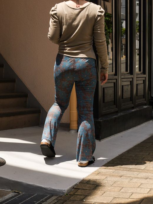 AMBERGLEAM FLOWER CUT FLARE PANTS / 3colors