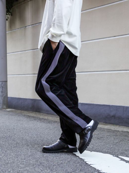 S.F.C VELOUR TRACK PANTS / Black