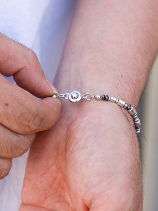 VOO "V x F" BRACELET / FLATBUSH Ltd.