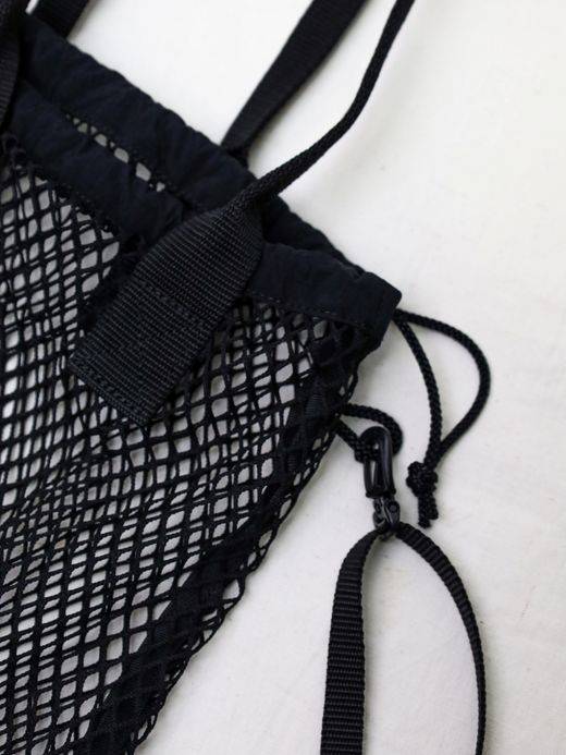 S.F.C SFC MESH SHOULDER POUCH SMALL / Black