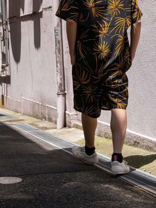 ANACHRONORM FIREWORKS ROOM EASY SHORTS / Black