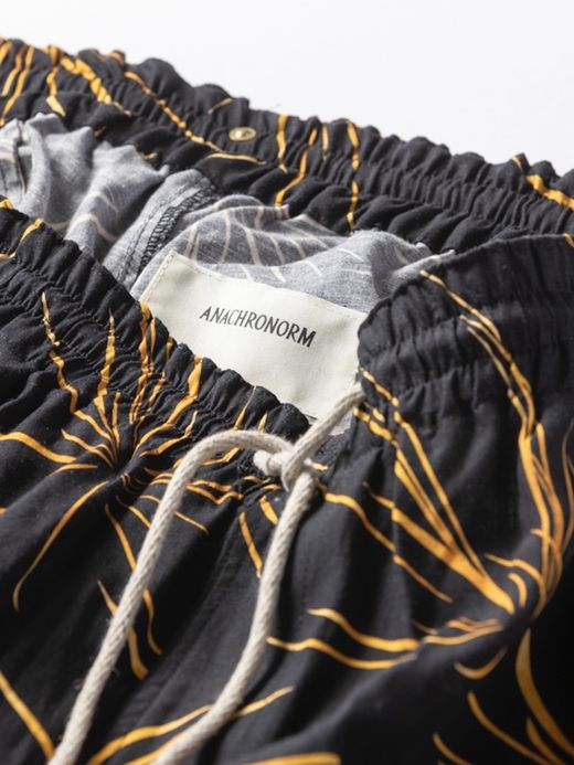 ANACHRONORM FIREWORKS ROOM EASY SHORTS / Black