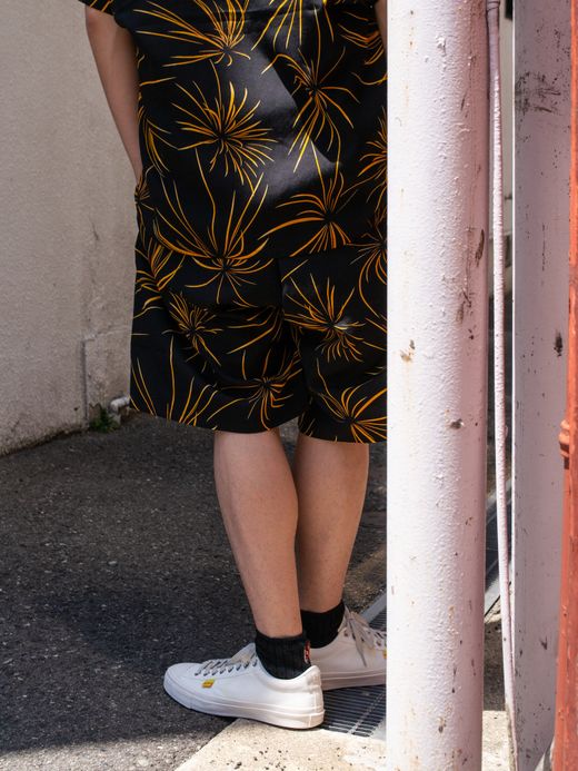 ANACHRONORM FIREWORKS ROOM EASY SHORTS / Black