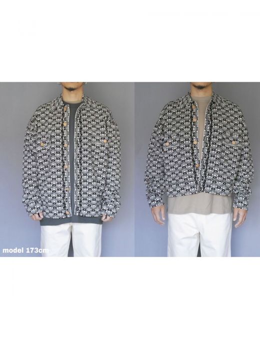 AMBERGLEAM JACQUARD KNIT TRUCKER / Geometry