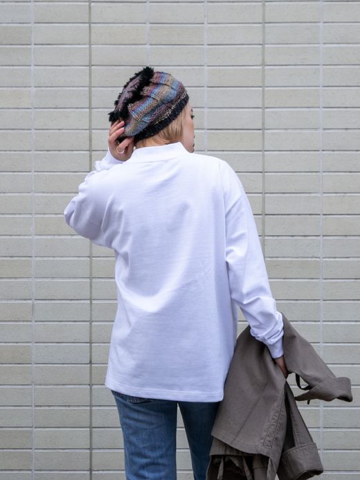 VOO ME BOSS MOCK / White