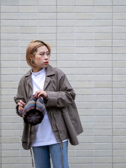 VOO ME BOSS MOCK / White