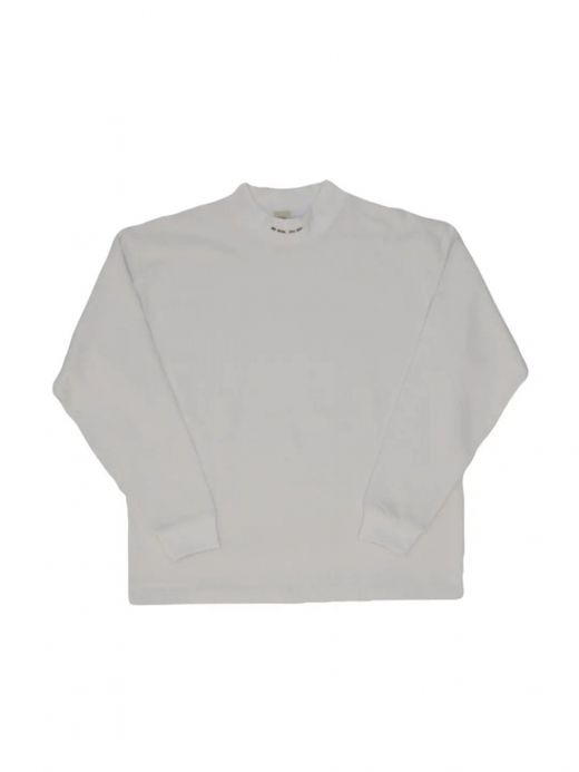 VOO ME BOSS MOCK / White