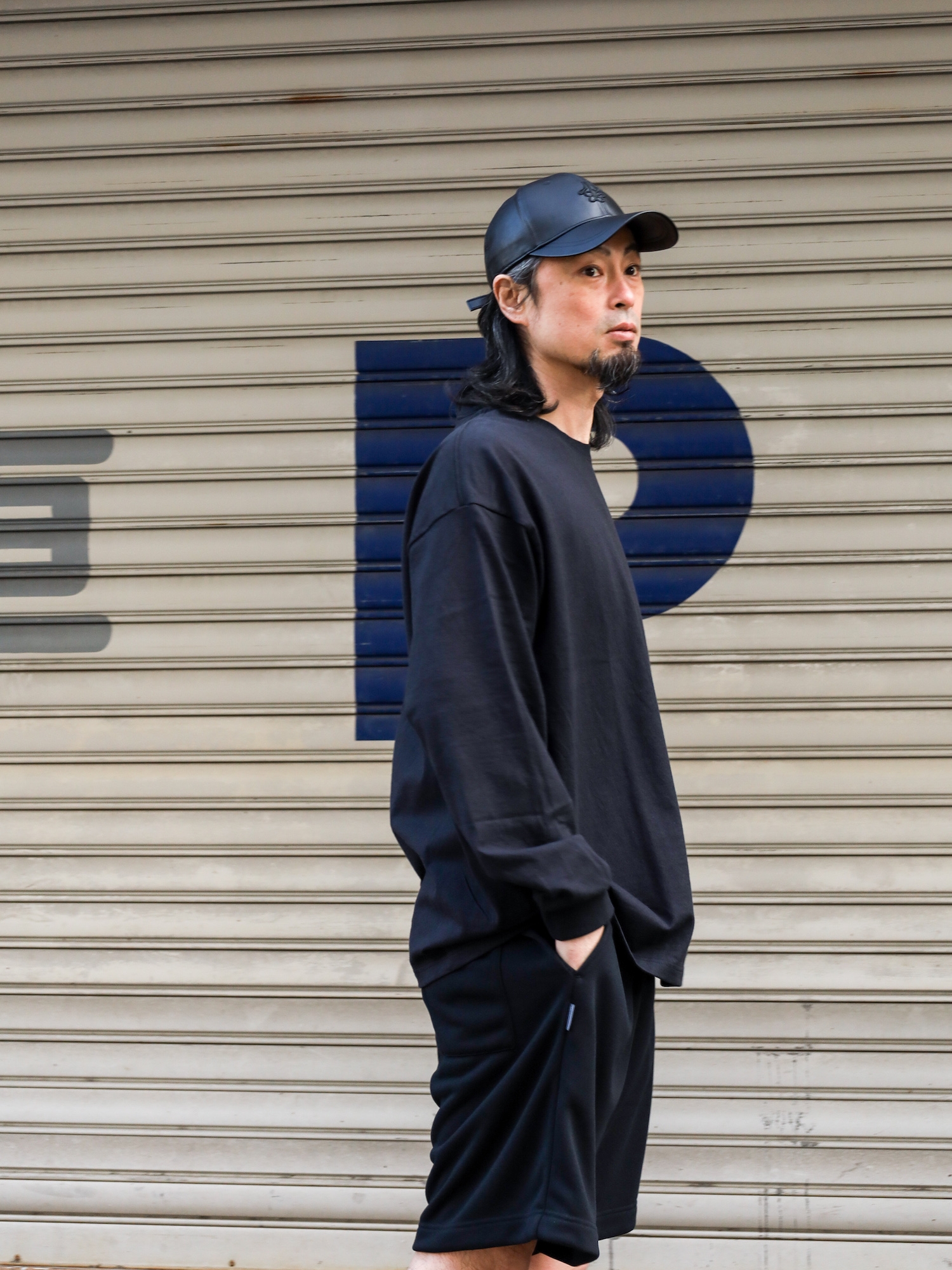 S.F.C NEW BASIC LS TEE / Black | FLATBUSH（フラットブッシュ）公式