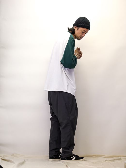 S.F.C RAGLAN BASEBALL TEE / White/green