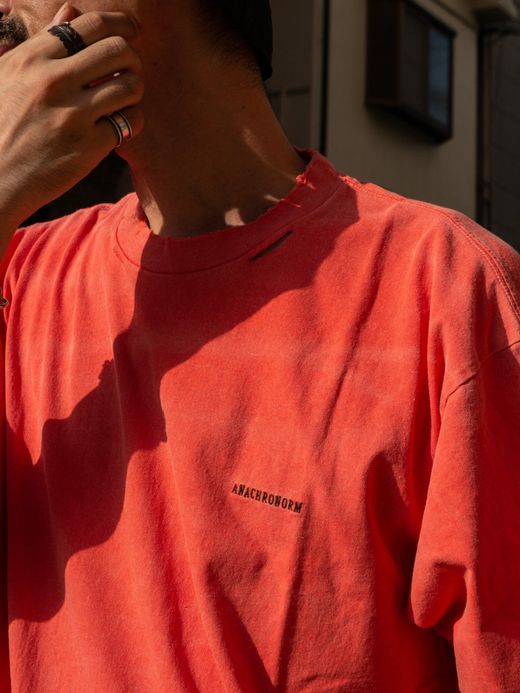 ANACHRONORM DAMAGED PIGMENT S/S T-S / Red