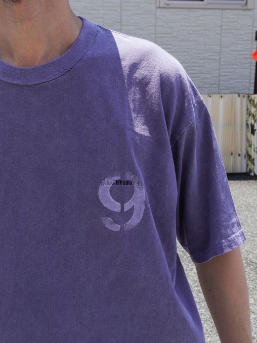 ANACHRONORM STENCIL PIGMENT DYE S/S T-S / Purple
