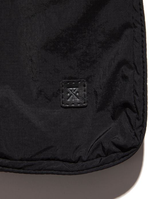 ROARK REVIVAL DAYTRIP SACOCHE BAG / Black
