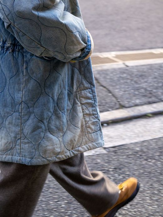 ANACHRONORM QUILTING FISH TAIL COAT / Indigo aging wash