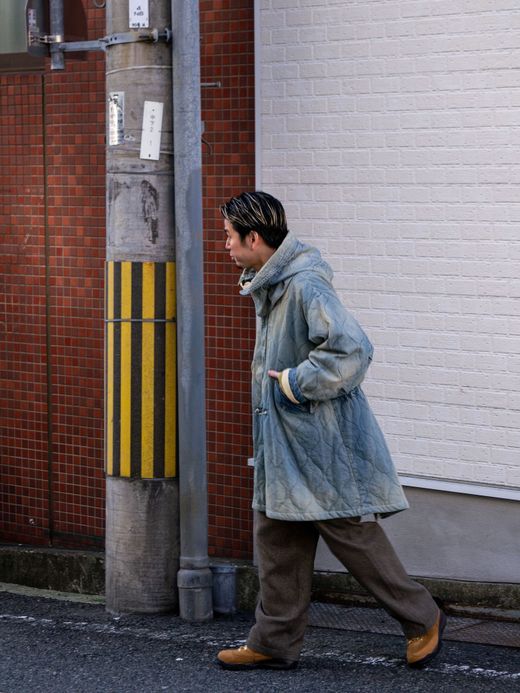 ANACHRONORM QUILTING FISH TAIL COAT / Indigo aging wash