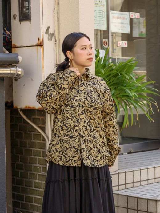 Audience プリントブロード　ワンウォッシュ　レギュラーカラー　テーパードシャツ / Black leaves