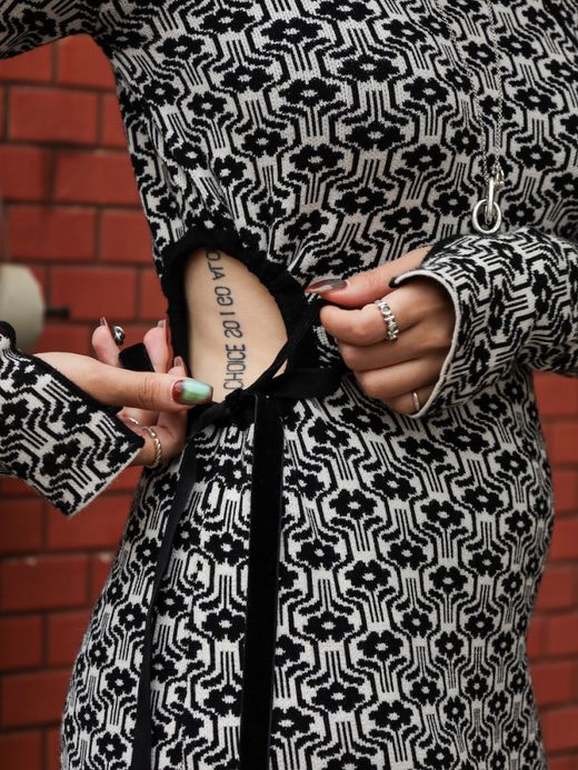 AMBERGLEAM ART KNIT DRESS / Geometry