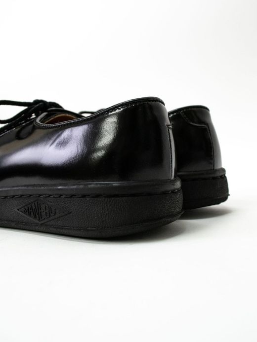 MANEBU HIHIN FACE SKIN / Black