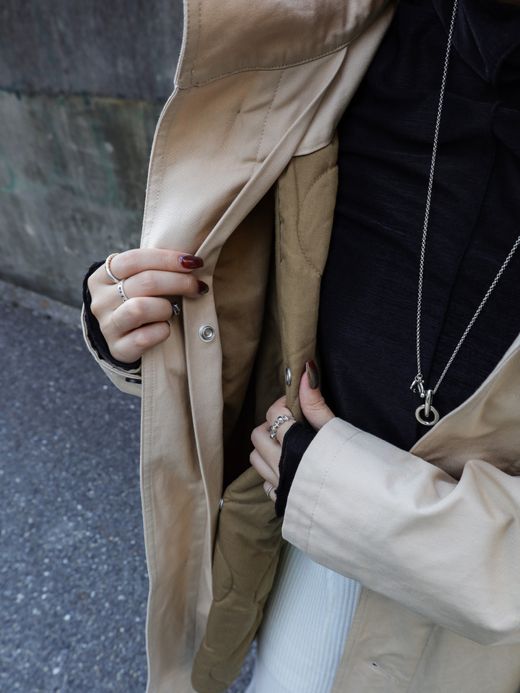 AMBERGLEAM STAND COLLAR TRENCH COAT / Light beige