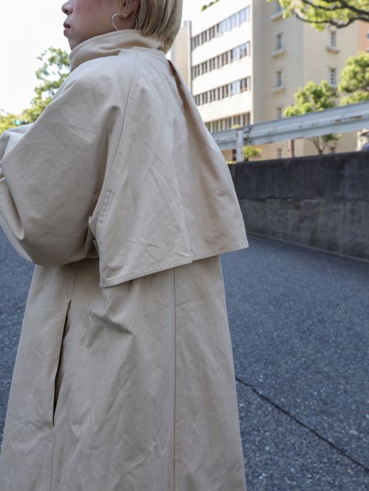 AMBERGLEAM STAND COLLAR TRENCH COAT / Light beige