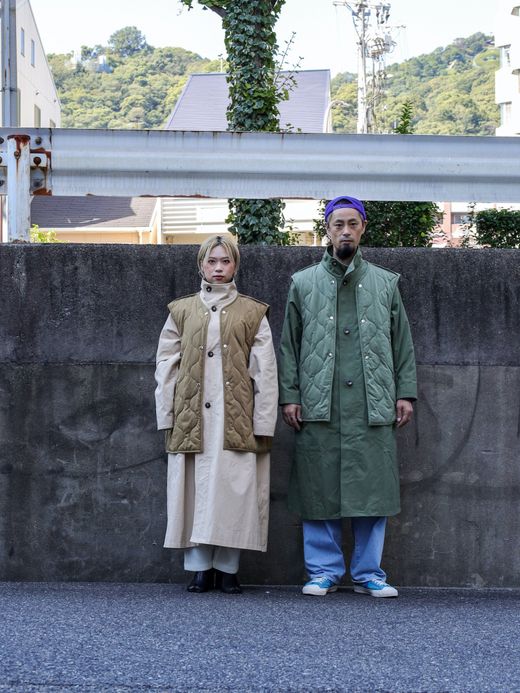AMBERGLEAM STAND COLLAR TRENCH COAT / Light beige