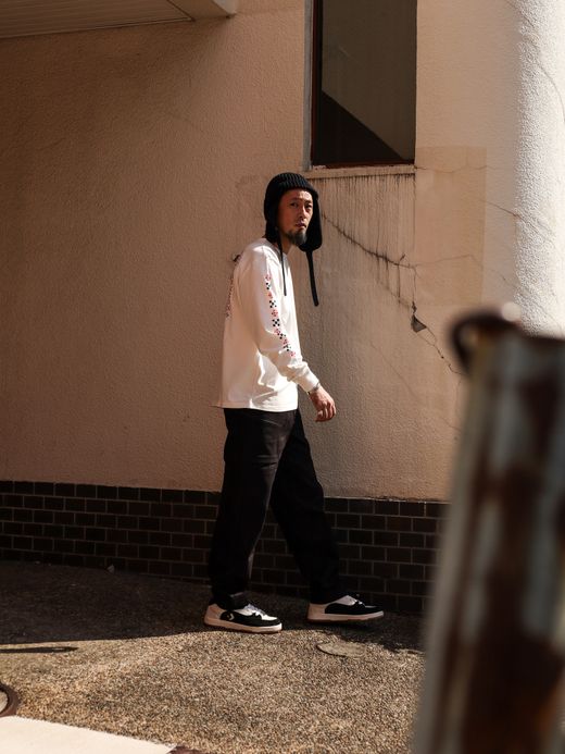 ROARK REVIVAL "CRANE" L/S TEE / White