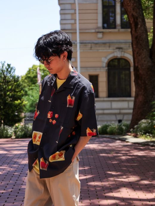 ROARK REVIVAL GONZO "NEGRONI&DICE" S/S WOVEN - COMFORT FIT / Black