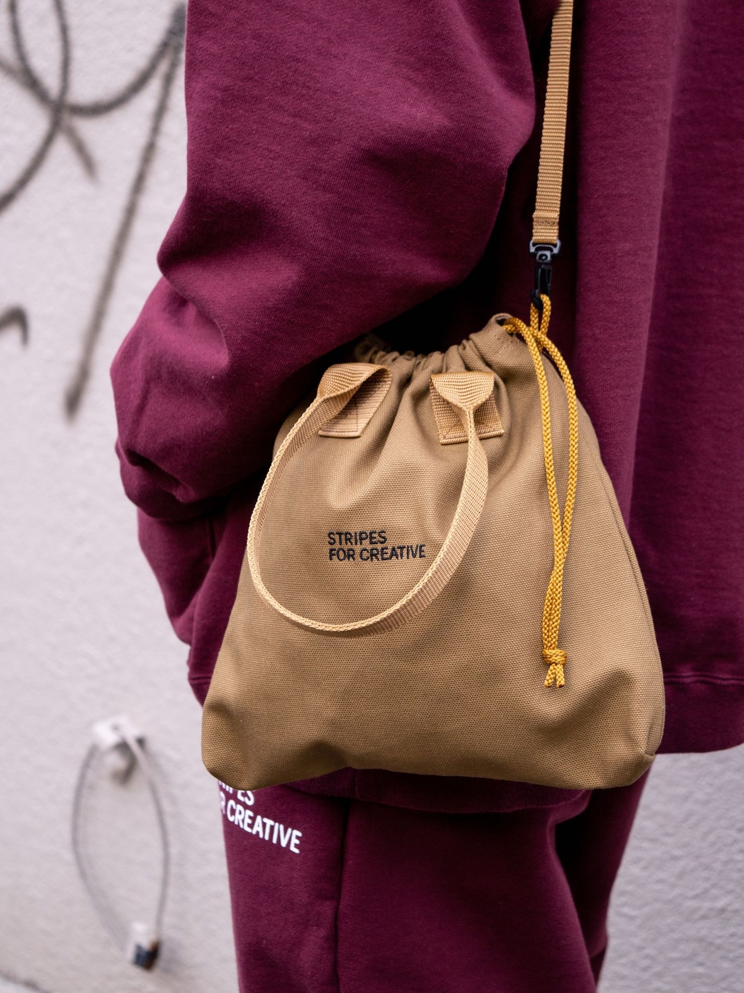 S.F.C SFC SHOULDER POUCH / Brown beige | FLATBUSH（フラット