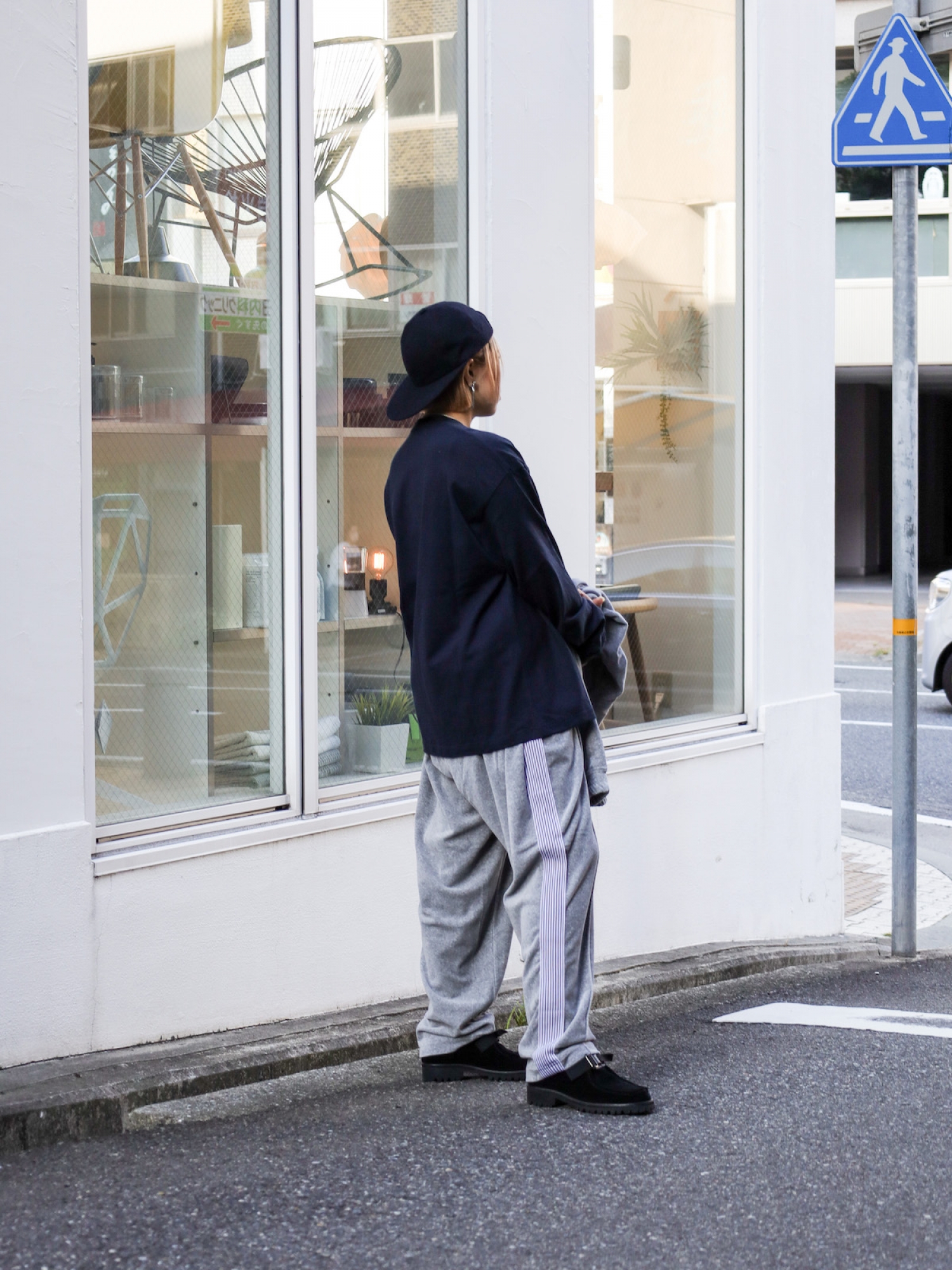 S.F.C　VELOUR TRACK PANTS　Lサイズ S.F.C VELOUR TRACK PANTS Lサイズ Stripes For Creative - S.F.C 23FW