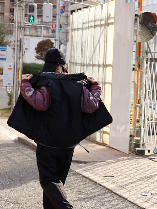 VOO EXELEZA REV VEST / Black