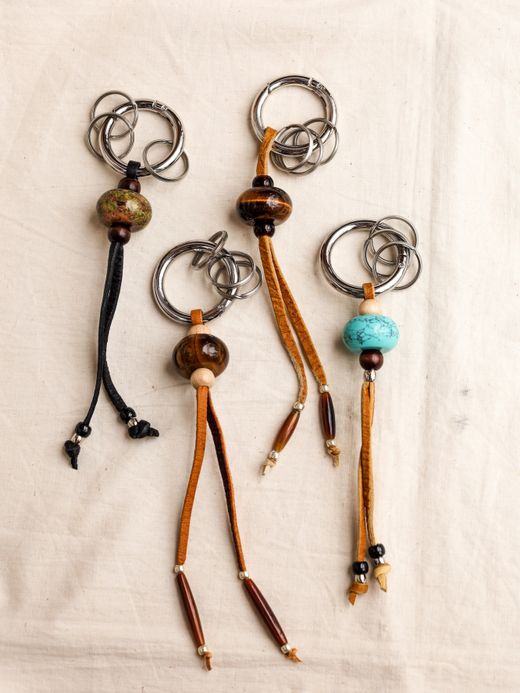 AMBERGLEAM NATIVE BEADS KEY CHAIN (BIG BEADS) / Assort