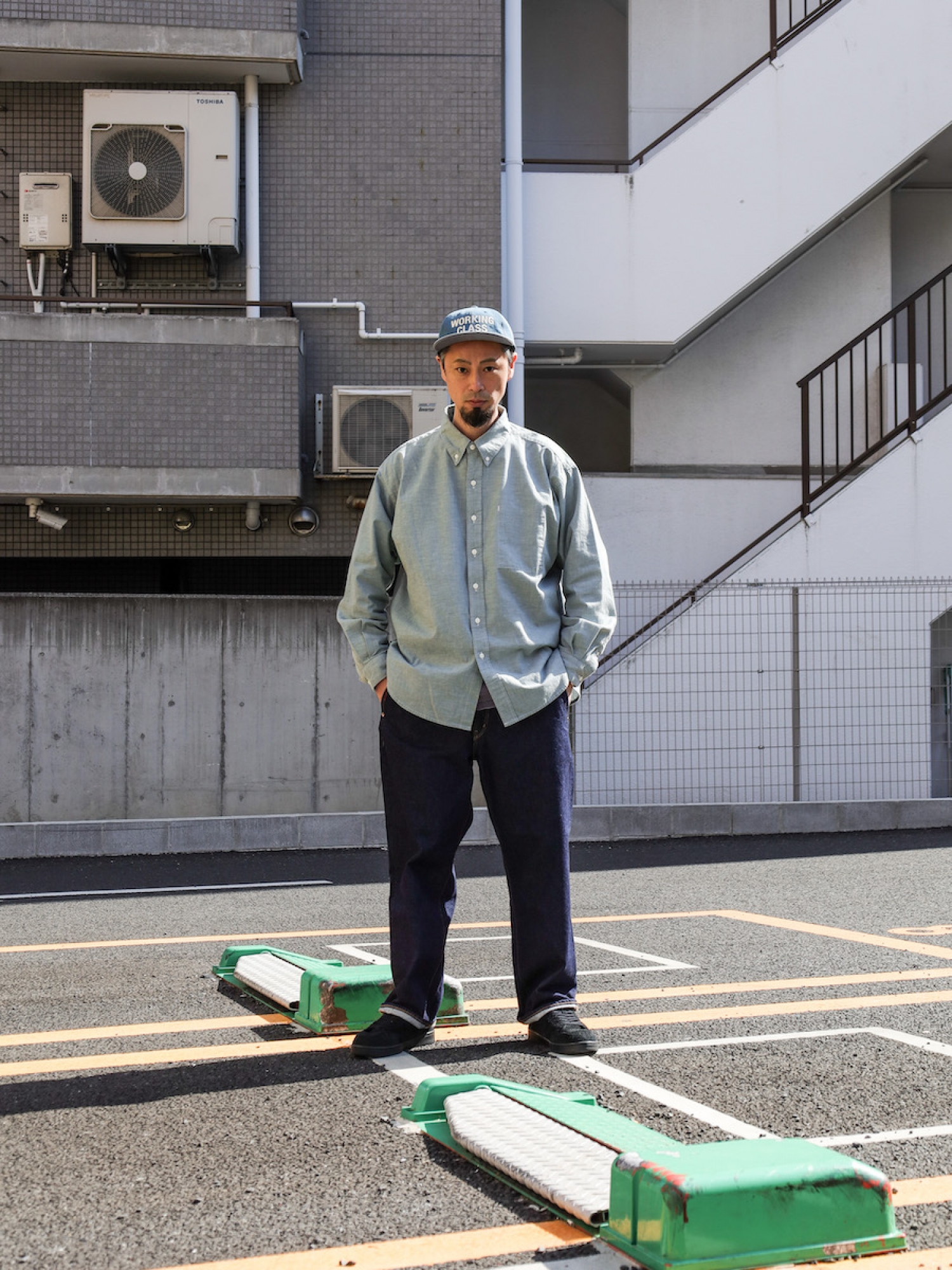 ANACHRONORM 80's WIDE TAPERED JEANS / Indigo | FLATBUSH（フラット