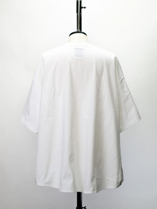 S.F.C SUPER BIG SIDE STRIPE TEE / White black